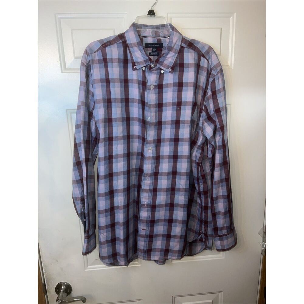 Tommy Hilfiger Mens Plaid Button Up Shirt Size XL Burgundy Pink Blue Long Sleeve - Picture 1 of 6